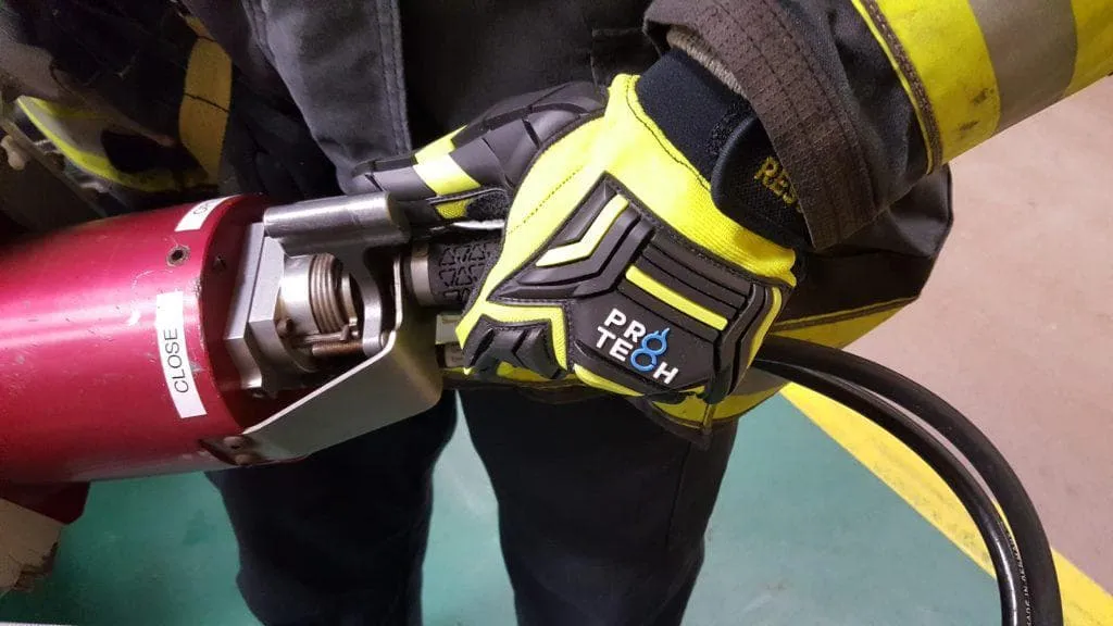 Pro-Tech 8 Stinger Extrication Gloves