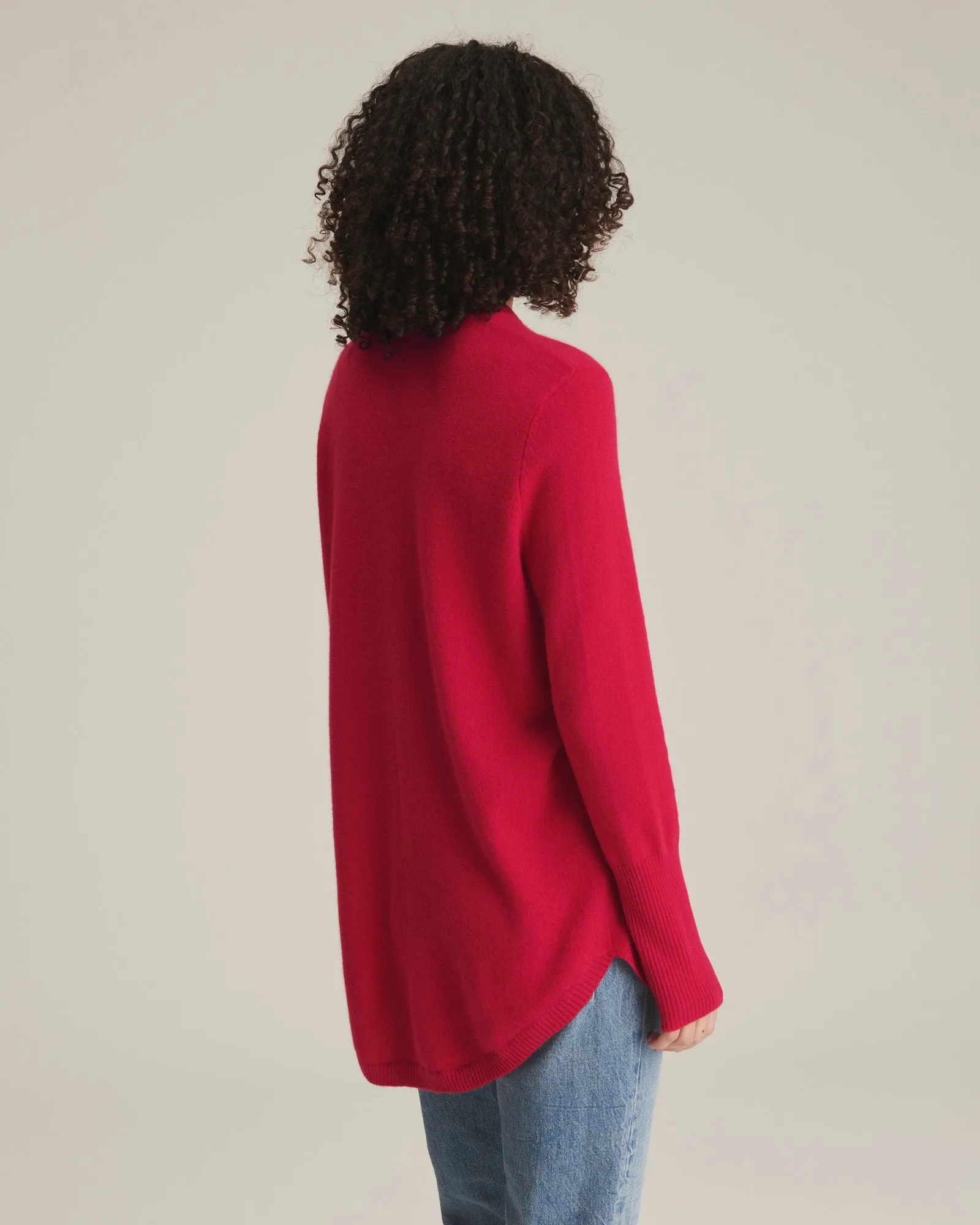 Soft by Naadam 100% Cashmere Crew Neck Curved Hem Sweater