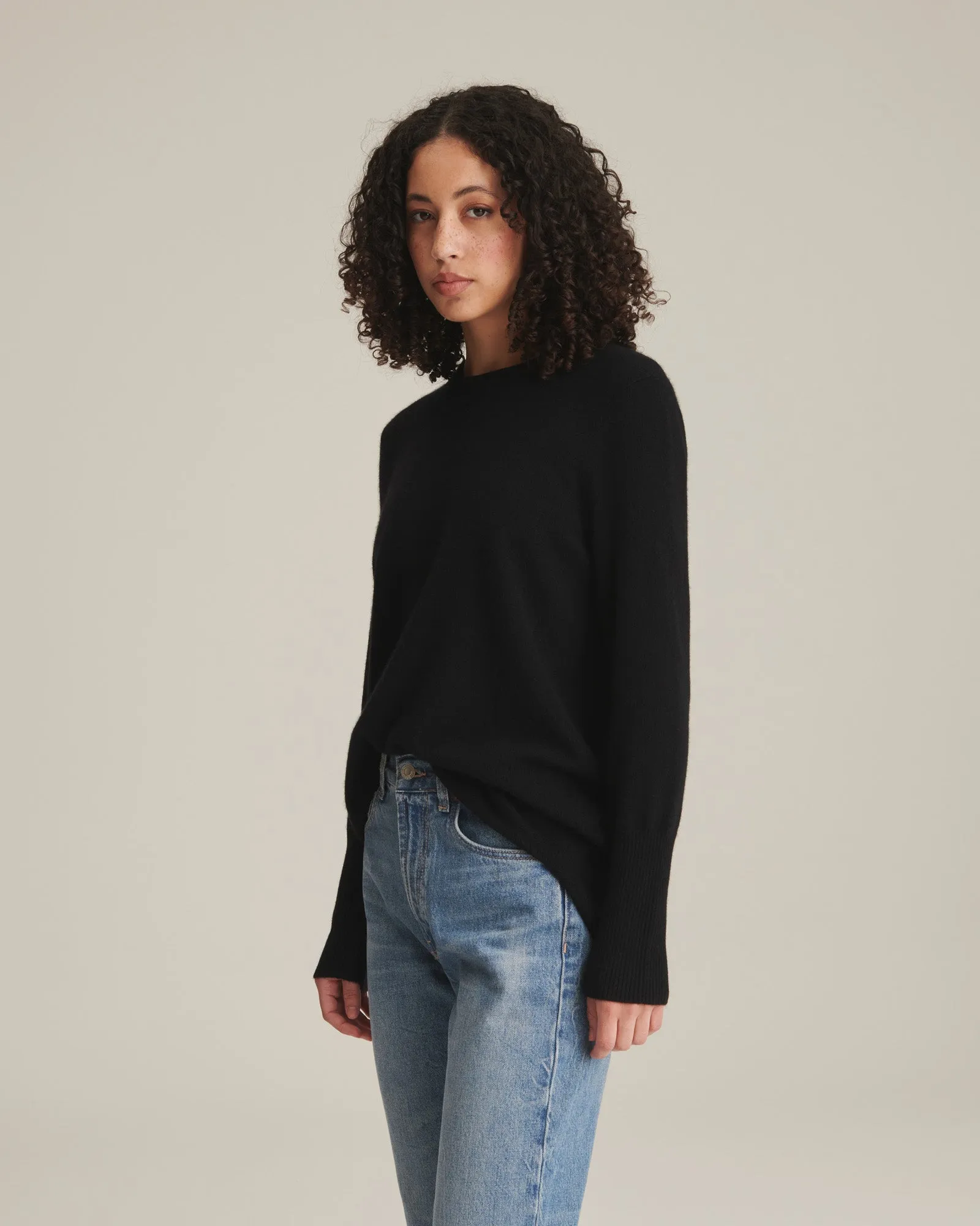 Soft by Naadam 100% Cashmere Crew Neck Curved Hem Sweater