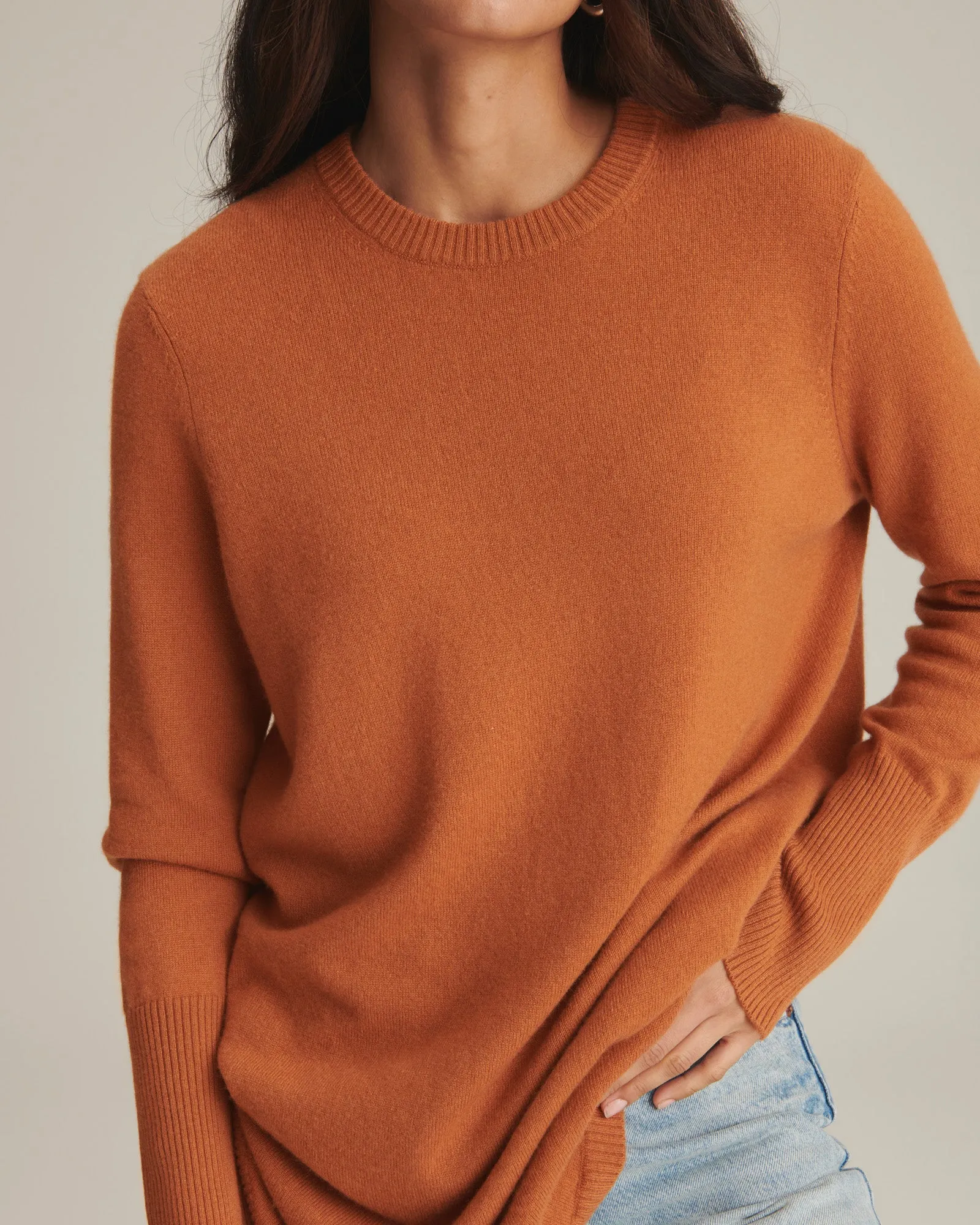 Soft by Naadam 100% Cashmere Crew Neck Curved Hem Sweater